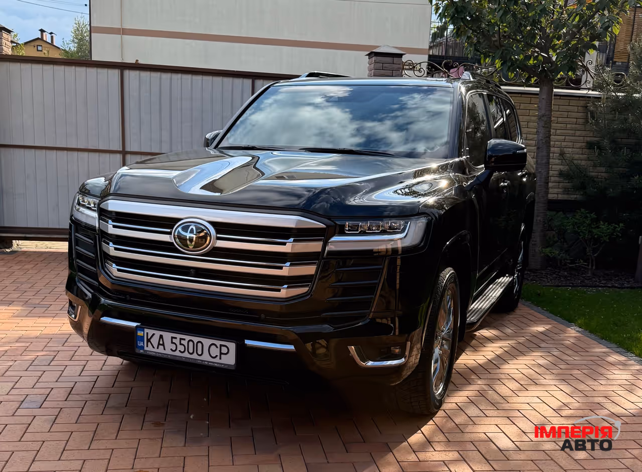 Toyota Land Cruiser - фото 1