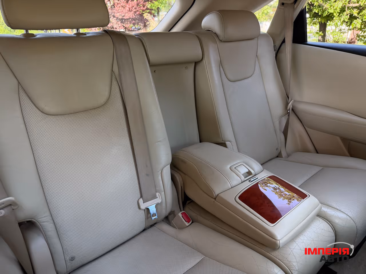 Lexus RX - фото 10