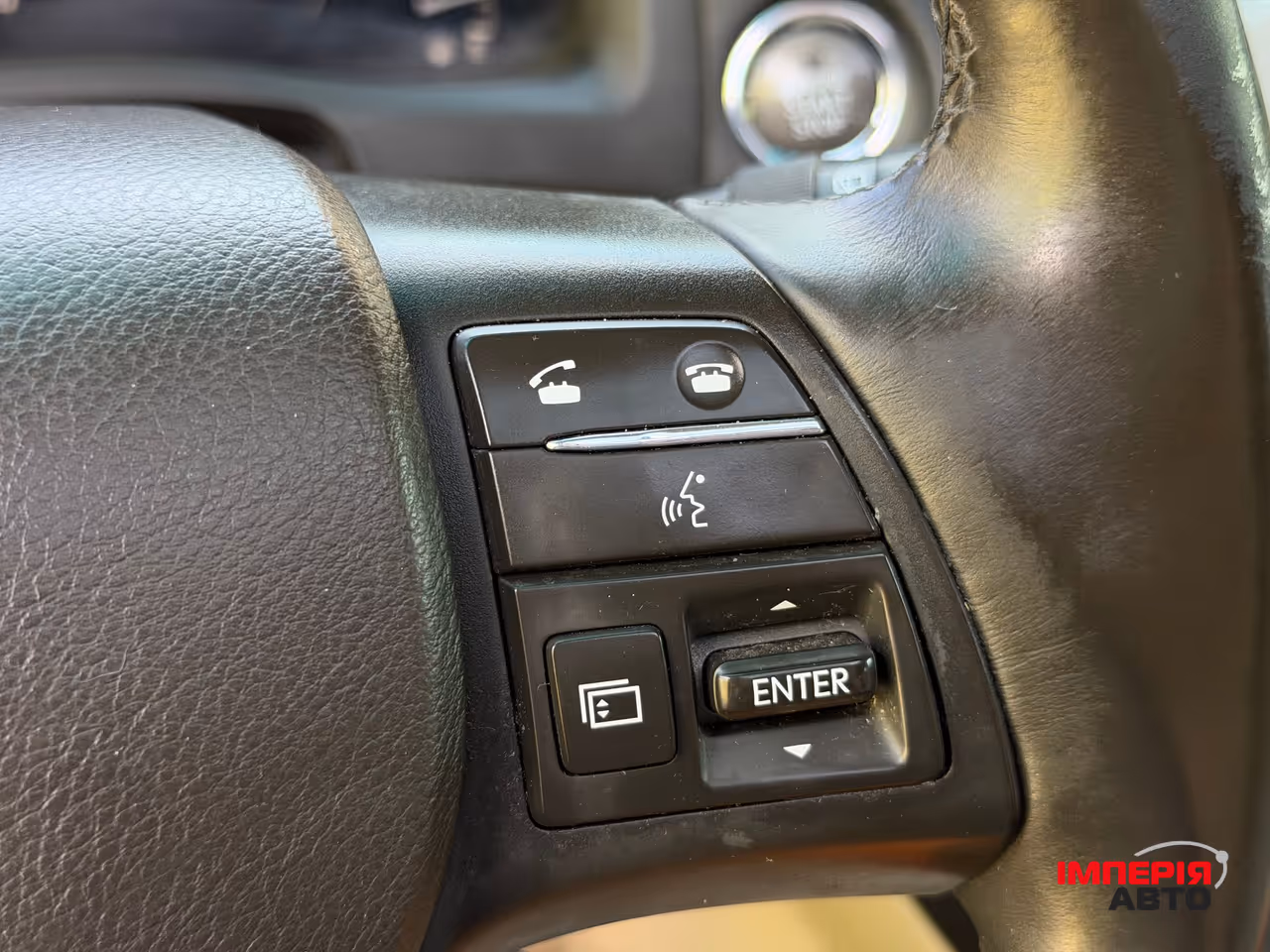 Lexus RX - фото 47