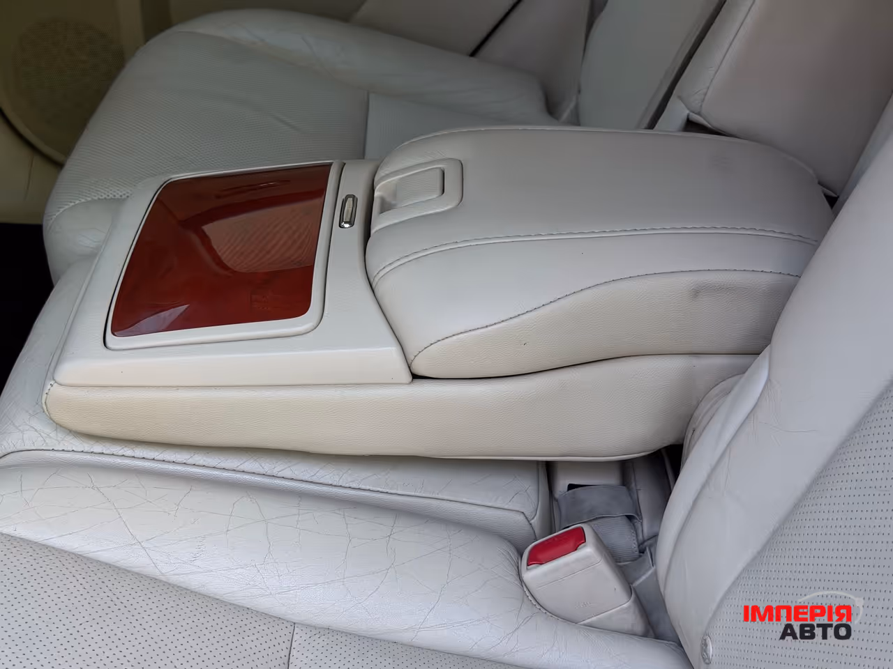 Lexus RX - фото 57