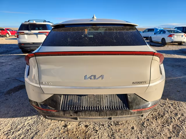 Kia EV6 - фото 5