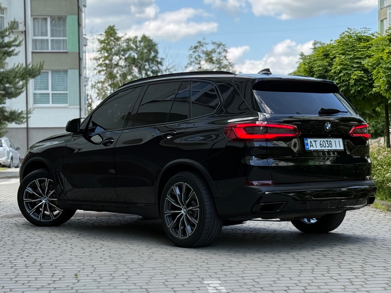 BMW X5 - фото 33
