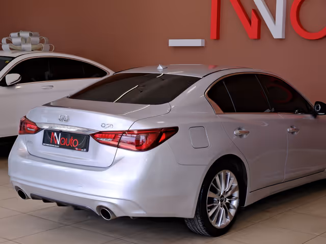 Infiniti Q50 - фото 5