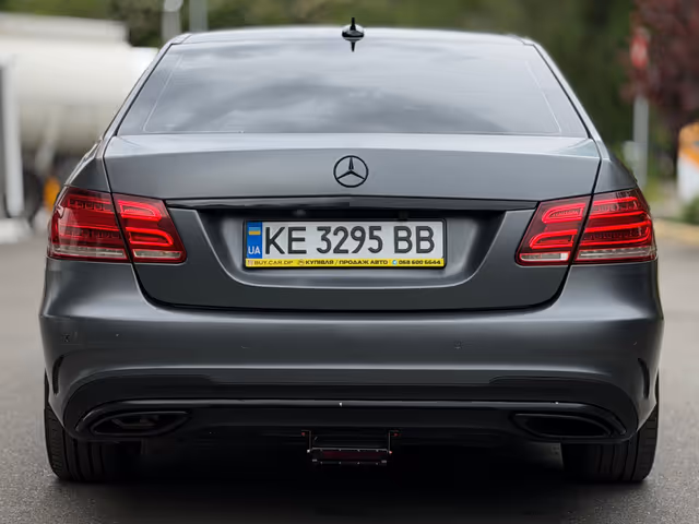 Mercedes-Benz E-Класс - фото 4