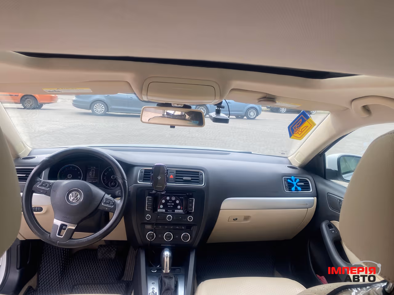 Volkswagen Jetta - фото 13