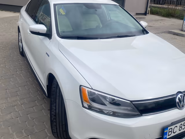 Volkswagen Jetta - фото 2