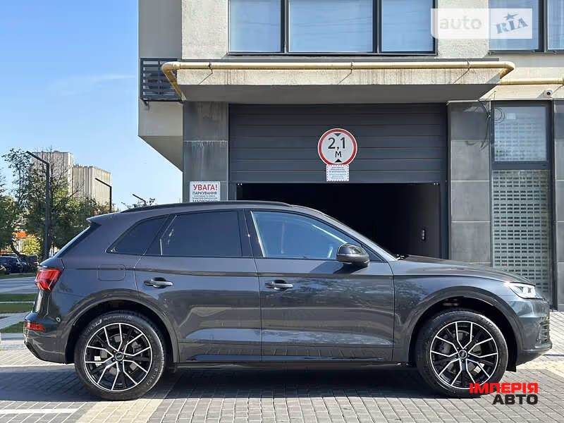 Audi Q5 - фото 2