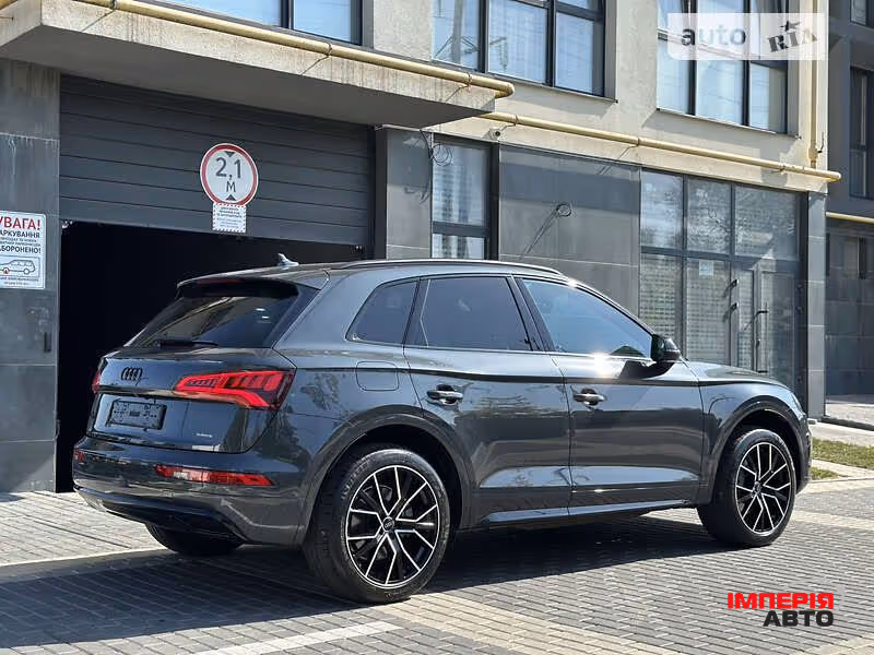 Audi Q5 - фото 3