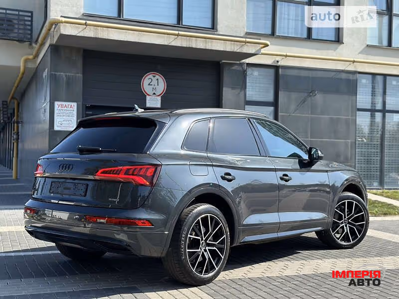 Audi Q5 - фото 5