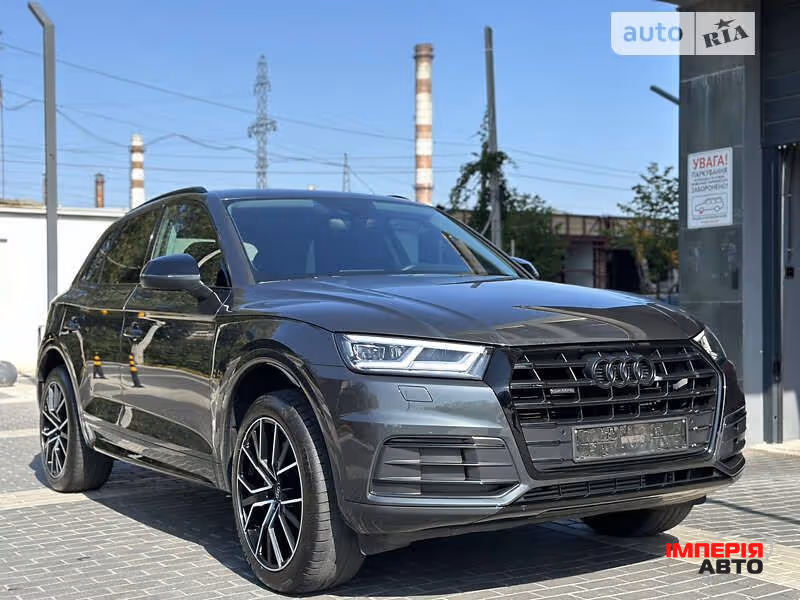Audi Q5 - фото 24