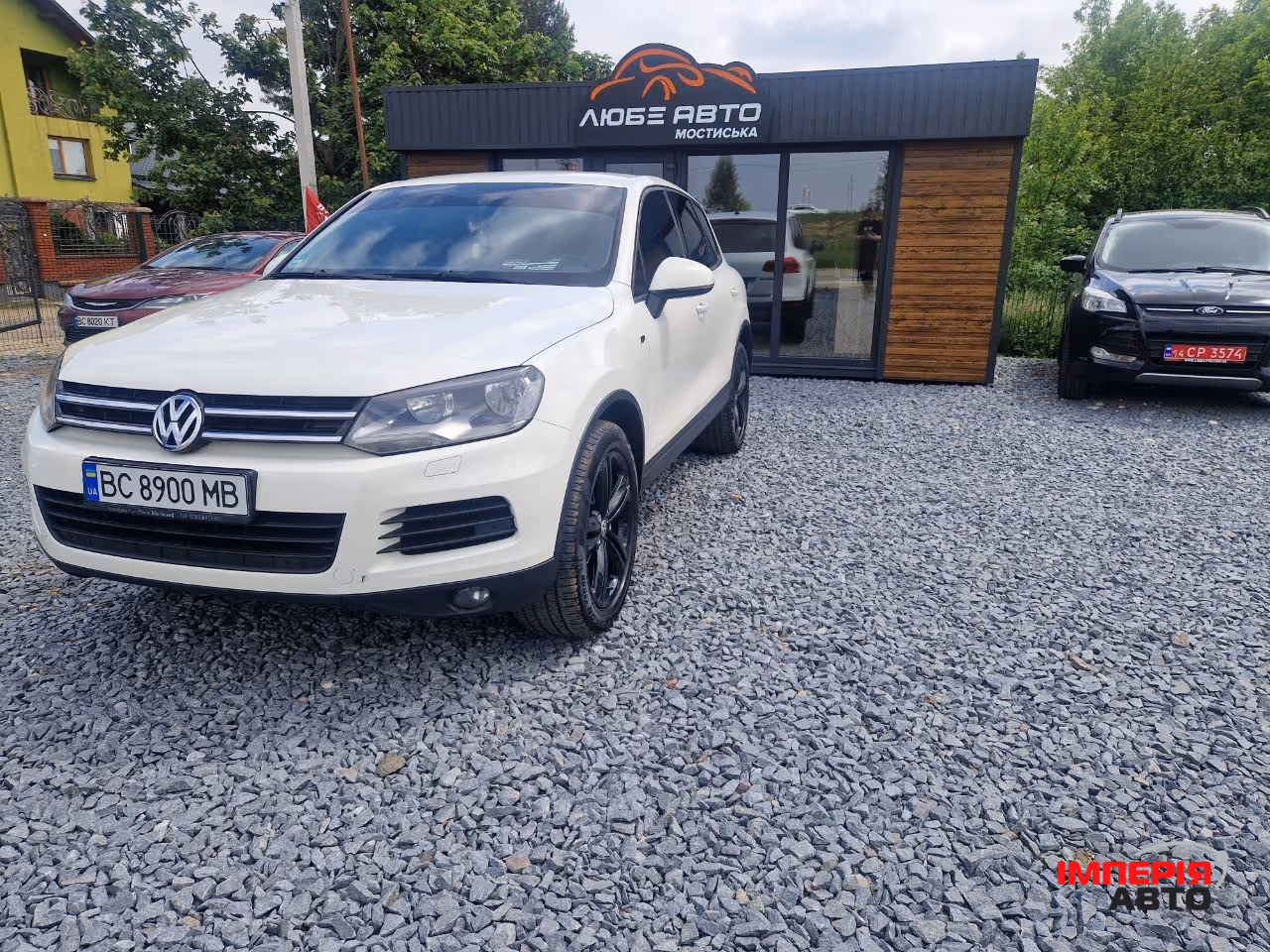 Volkswagen Touareg - фото 1