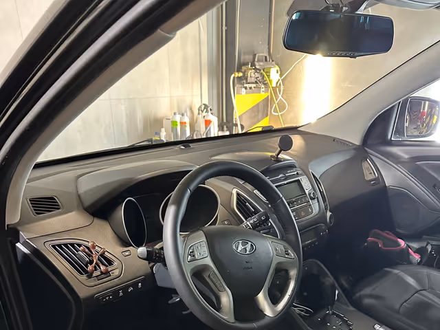 Hyundai ix35 - фото 2