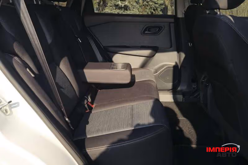 Nissan Rogue - фото 27