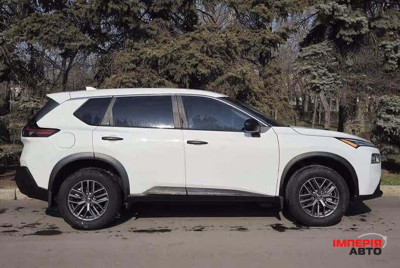 Nissan Rogue - фото 12