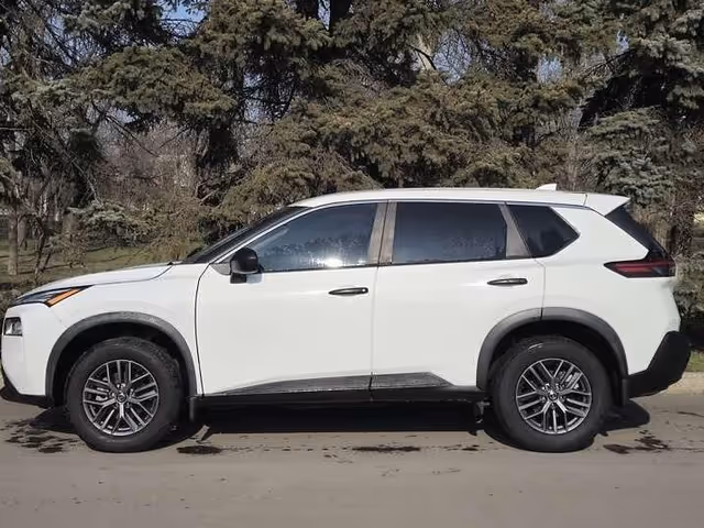 Nissan Rogue - фото 4