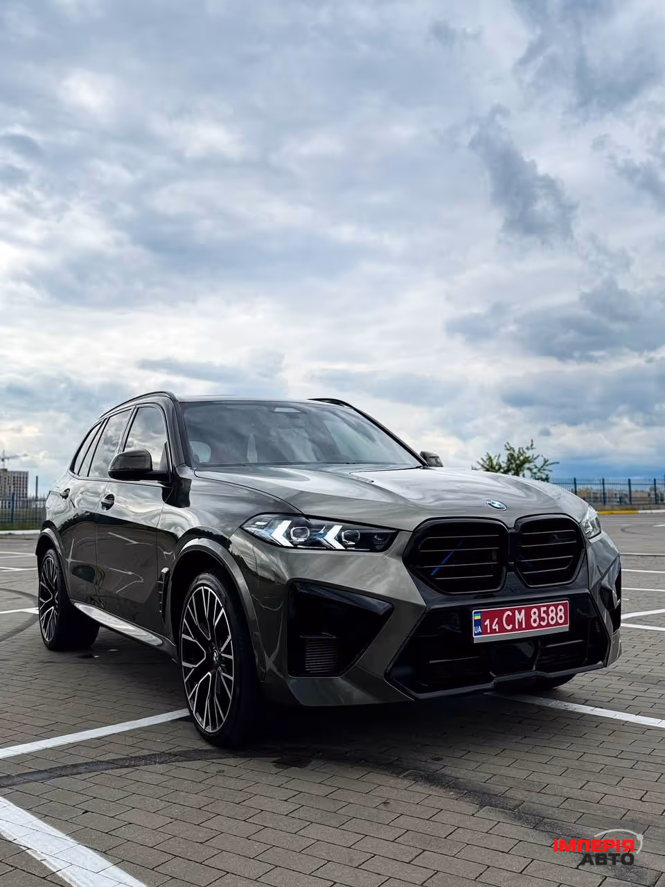 BMW X5 - фото 2