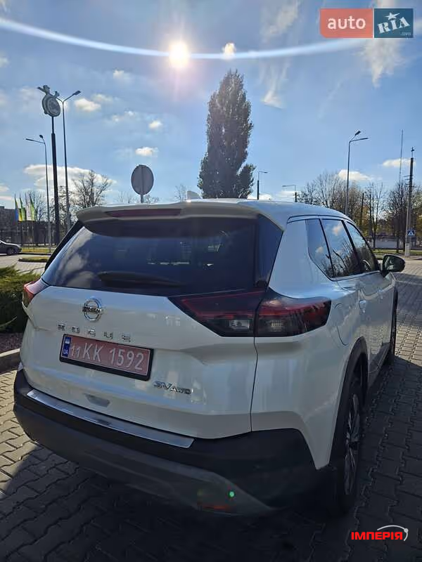 Nissan Rogue - фото 6