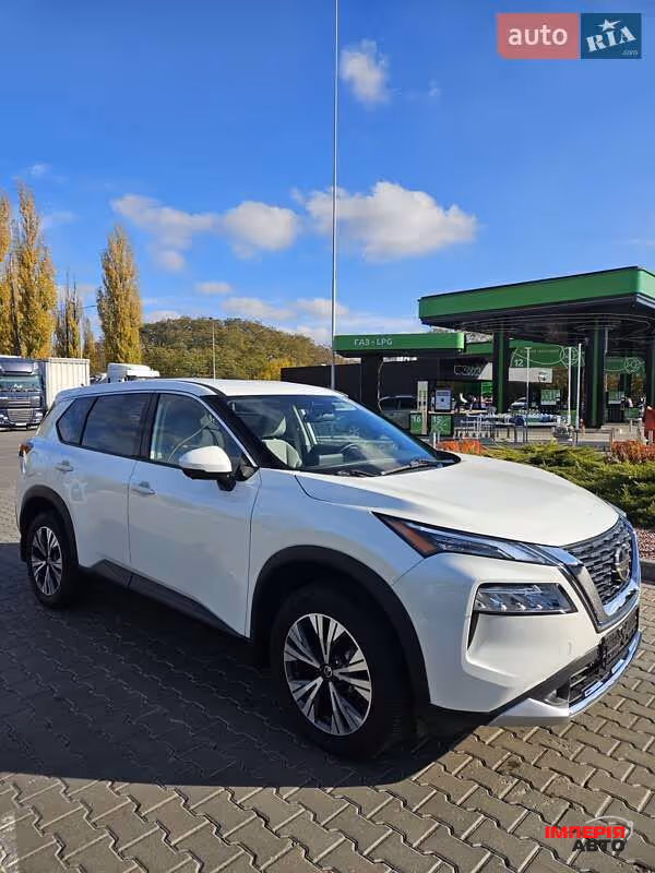 Nissan Rogue - фото 4