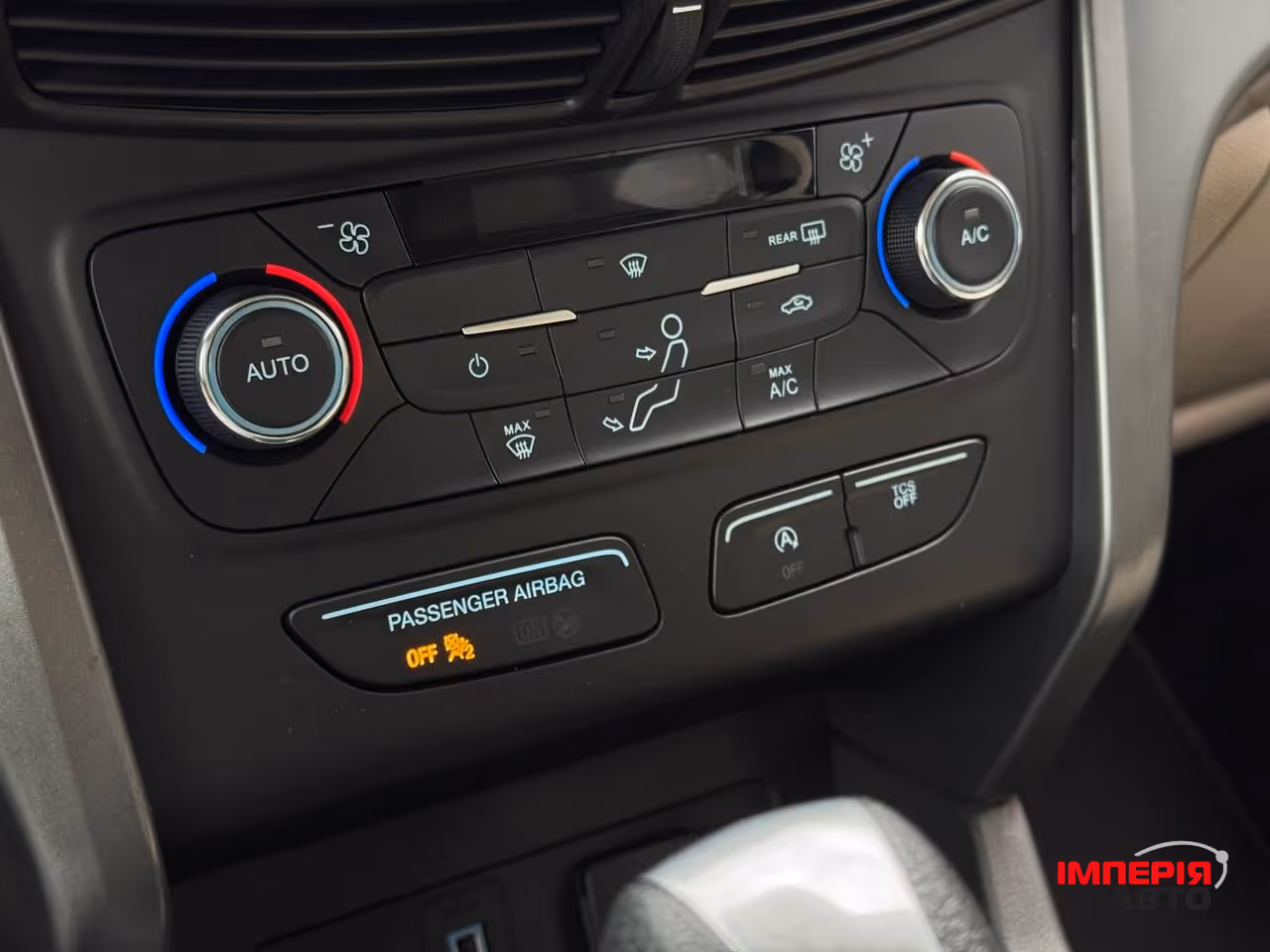 Ford Escape - фото 41