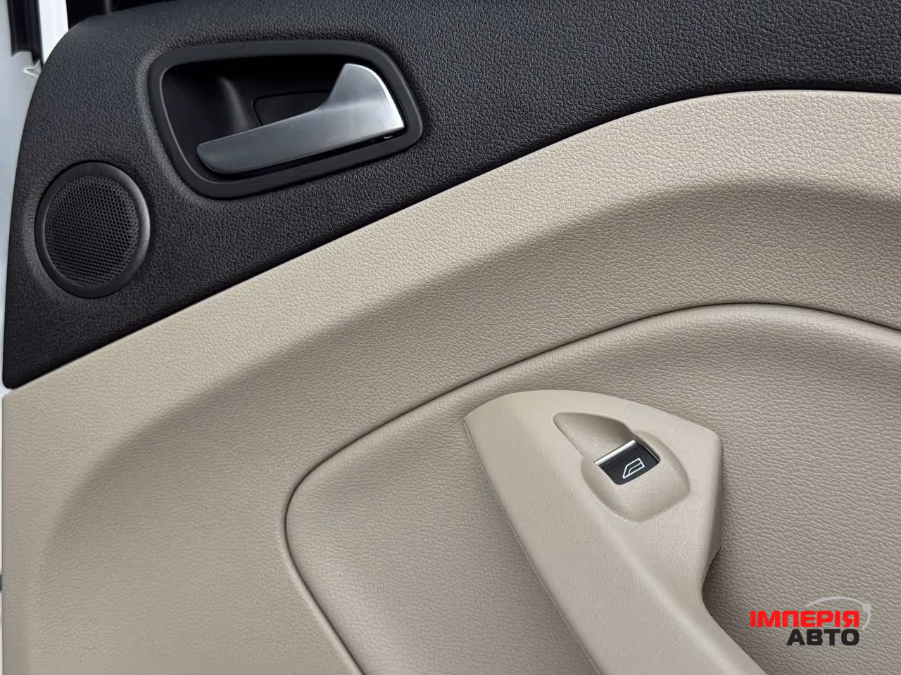 Ford Escape - фото 63