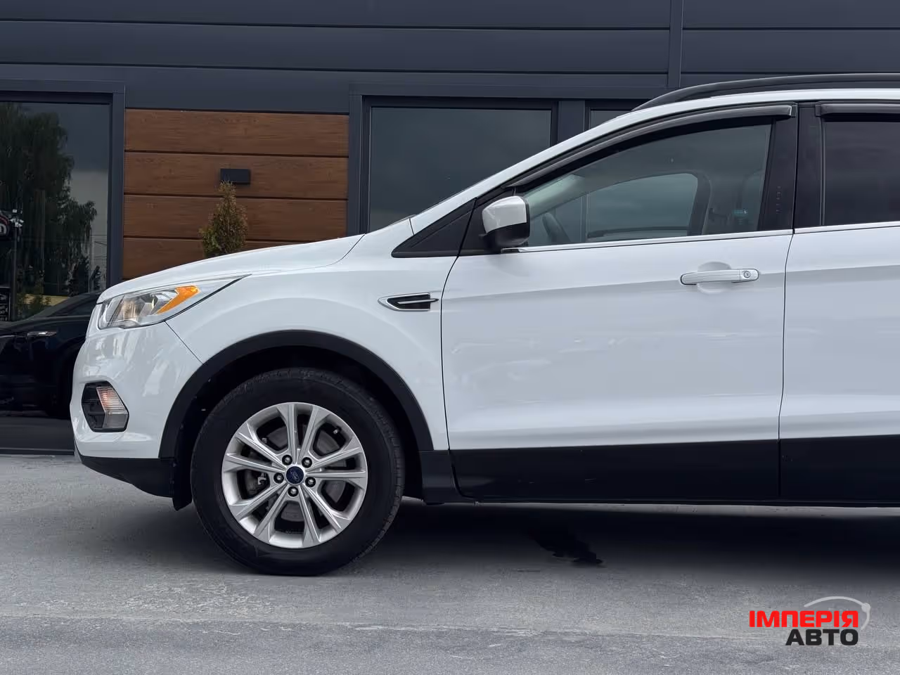 Ford Escape - фото 10