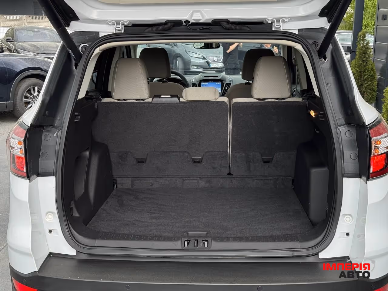 Ford Escape - фото 16