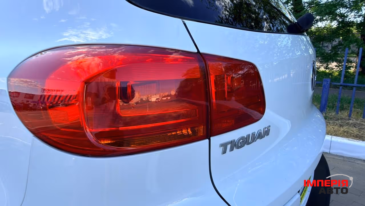 Volkswagen Tiguan - фото 11
