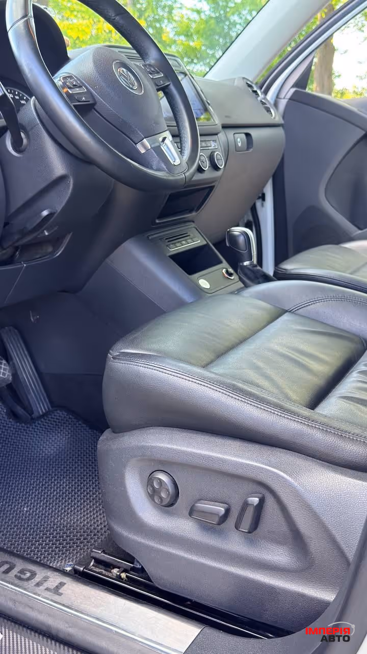 Volkswagen Tiguan - фото 16
