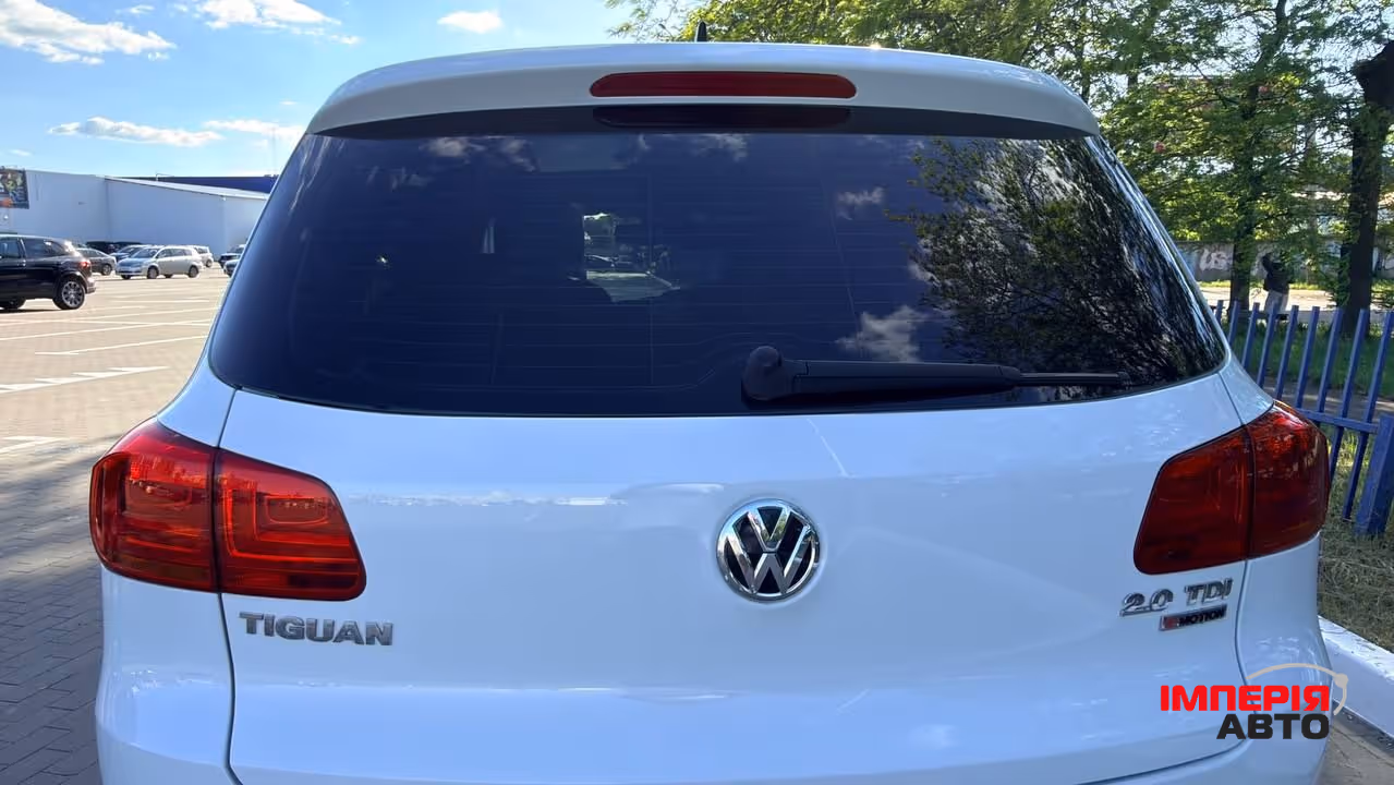 Volkswagen Tiguan - фото 12