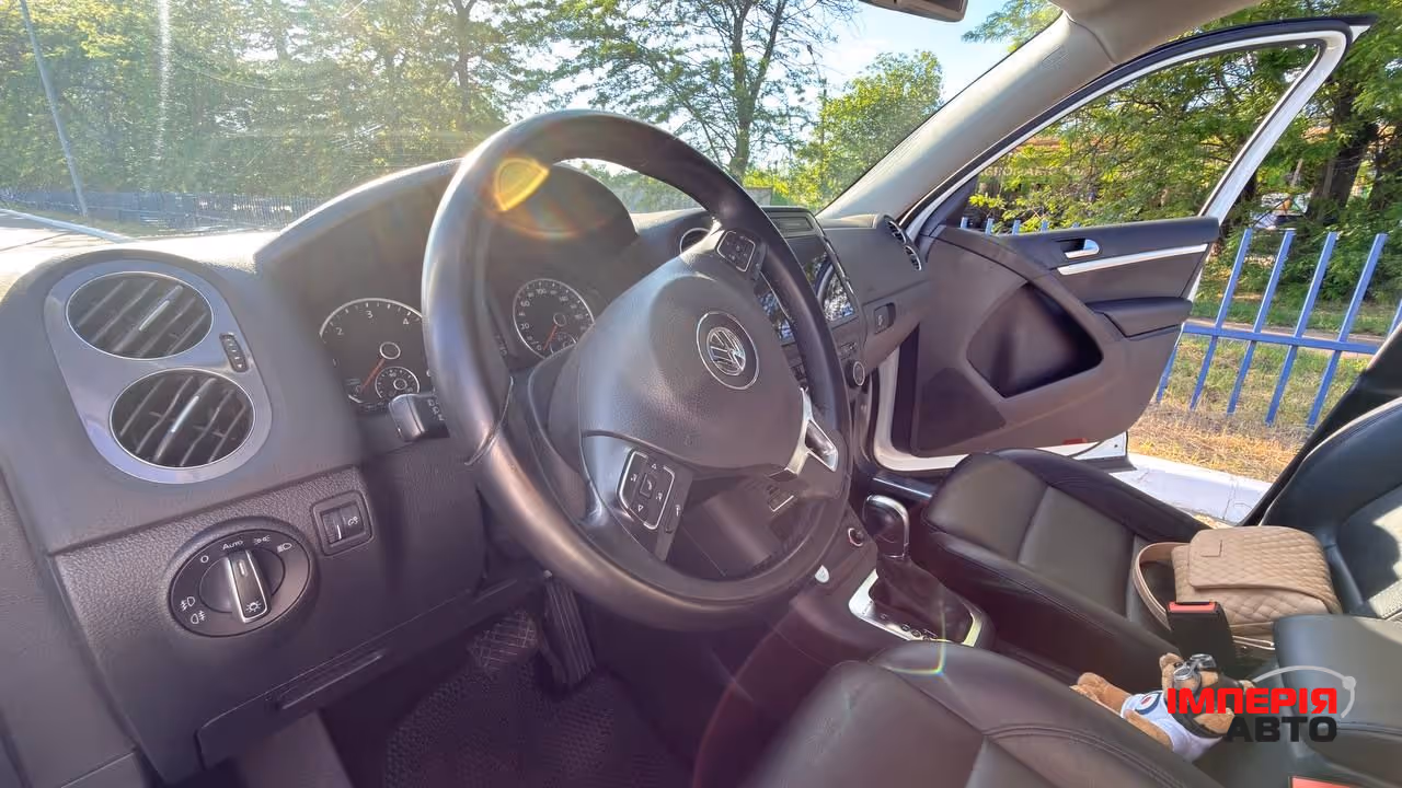 Volkswagen Tiguan - фото 28