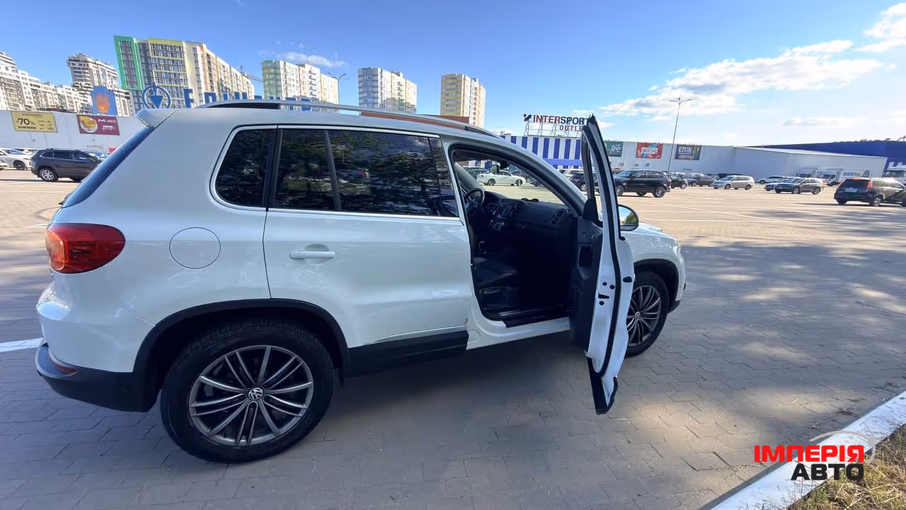 Volkswagen Tiguan - фото 6