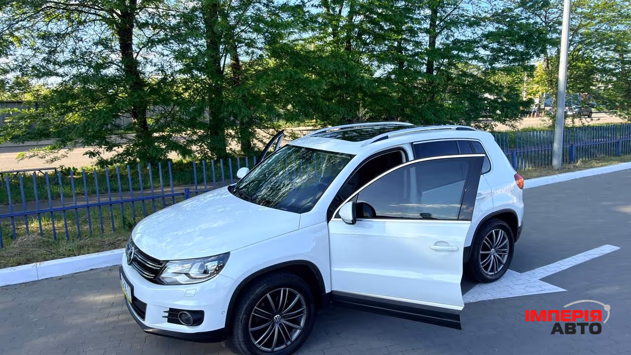 Volkswagen Tiguan - фото 8