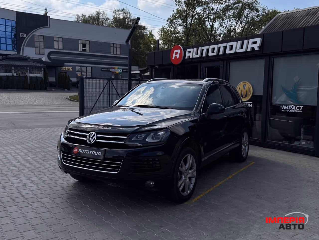 Volkswagen Touareg - фото 1
