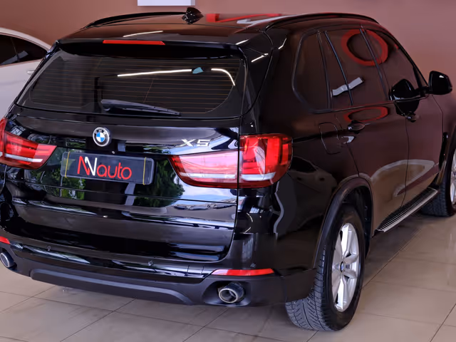 BMW X5 - фото 5