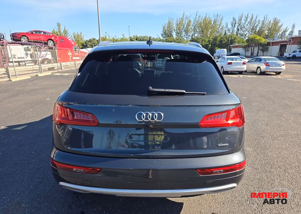 Audi Q5 - фото 4