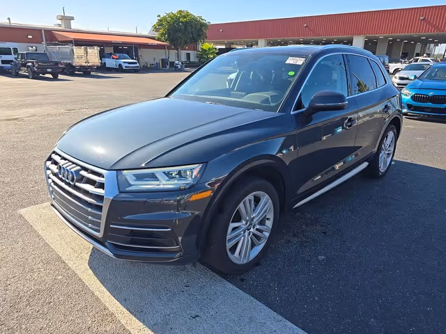 Audi Q5 - фото 3