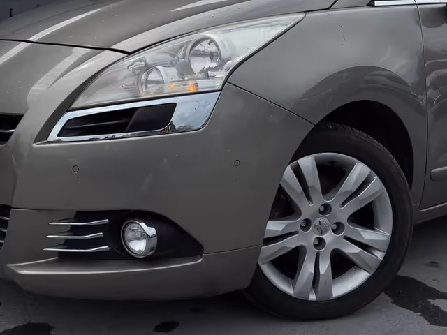 Peugeot 5008 - фото 3