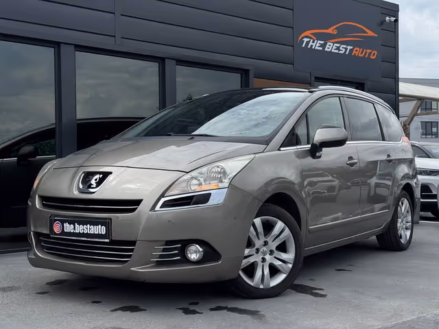 Peugeot 5008 - фото 1