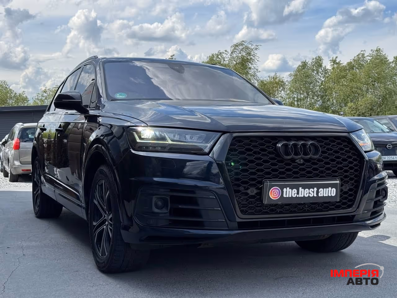 Audi Q7 - фото 18