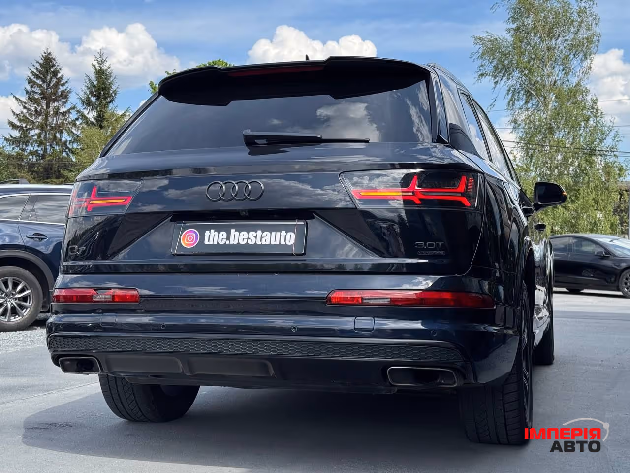 Audi Q7 - фото 25