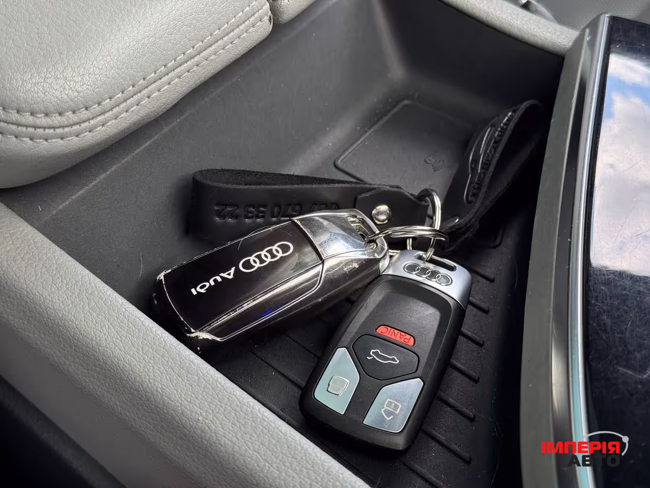 Audi Q7 - фото 98