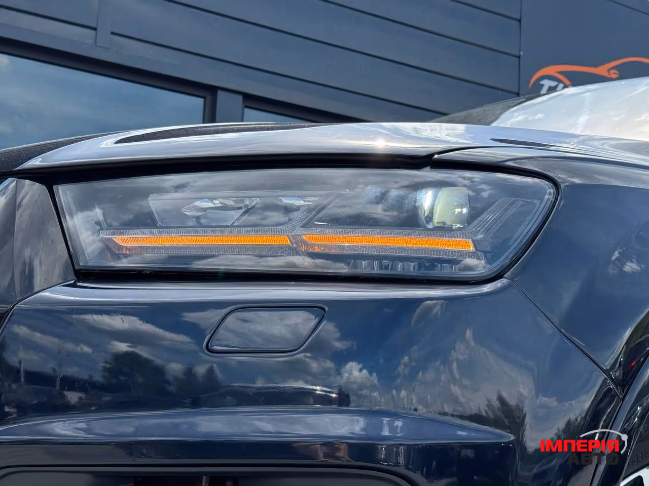 Audi Q7 - фото 5
