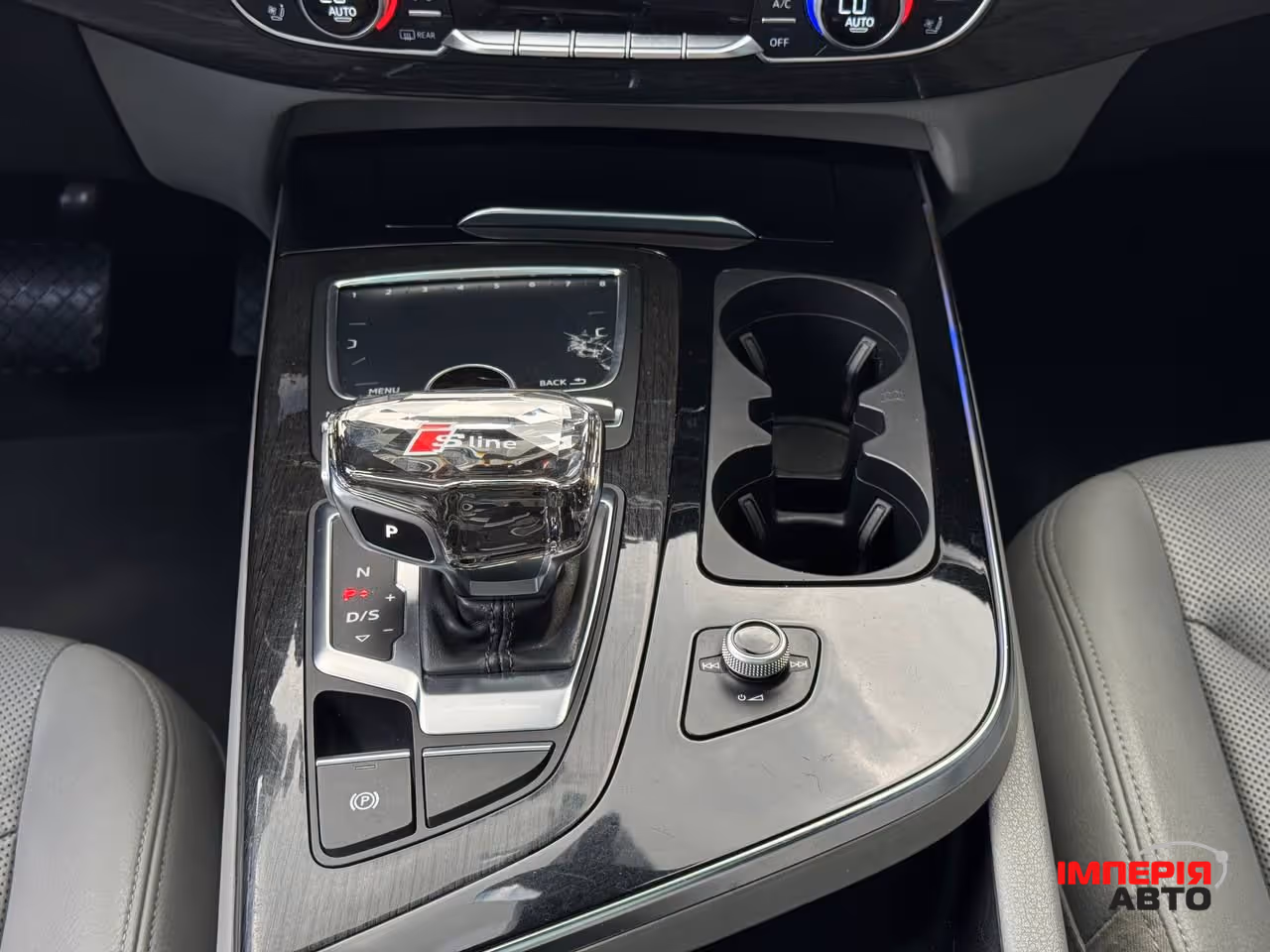 Audi Q7 - фото 79