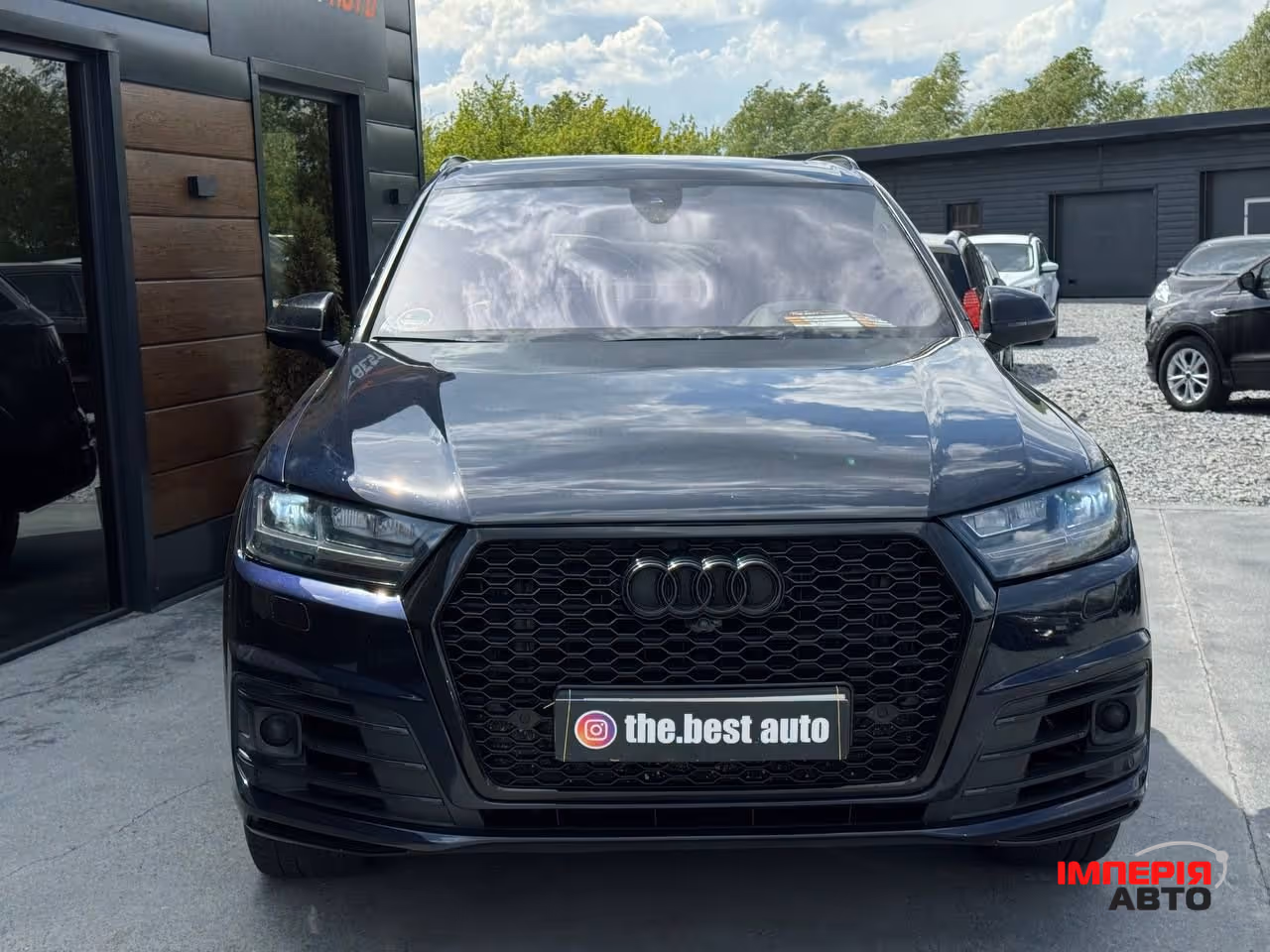 Audi Q7 - фото 12