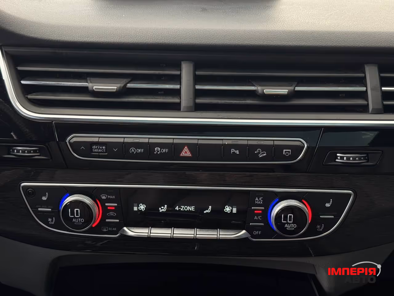 Audi Q7 - фото 78