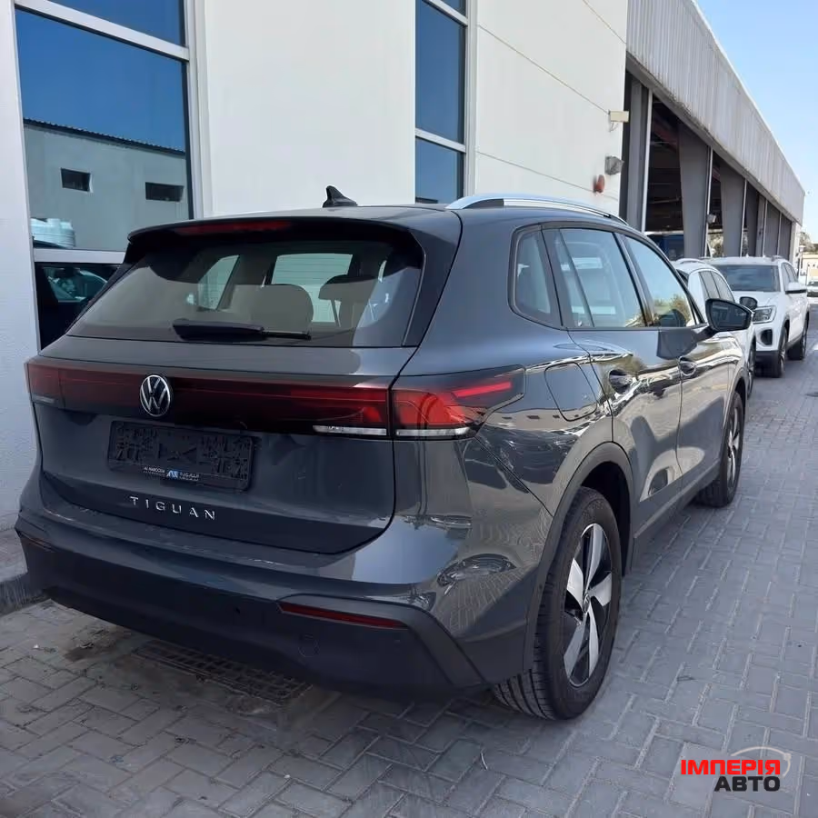 Volkswagen Tiguan - фото 2