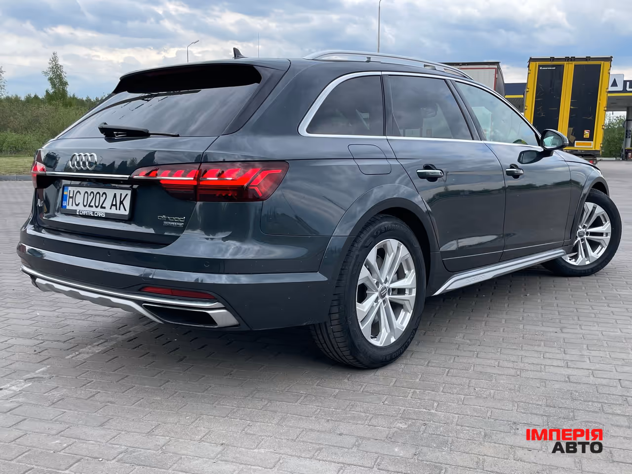 Audi A4 allroad - фото 6