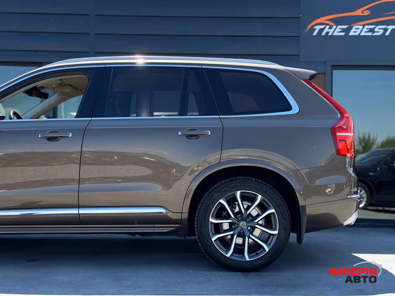 Volvo XC90 - фото 19