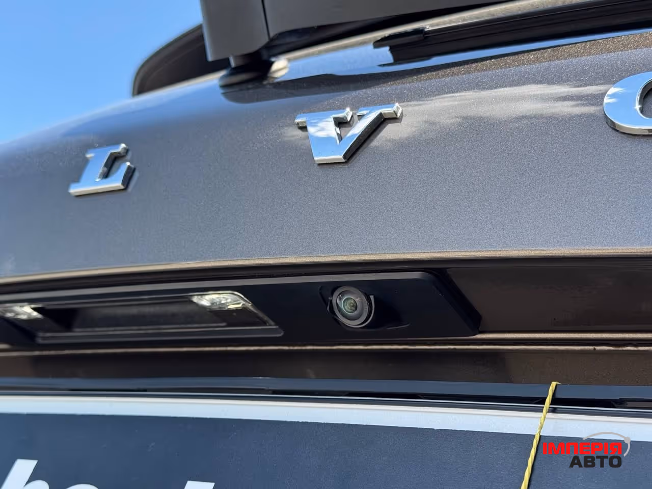 Volvo XC90 - фото 24