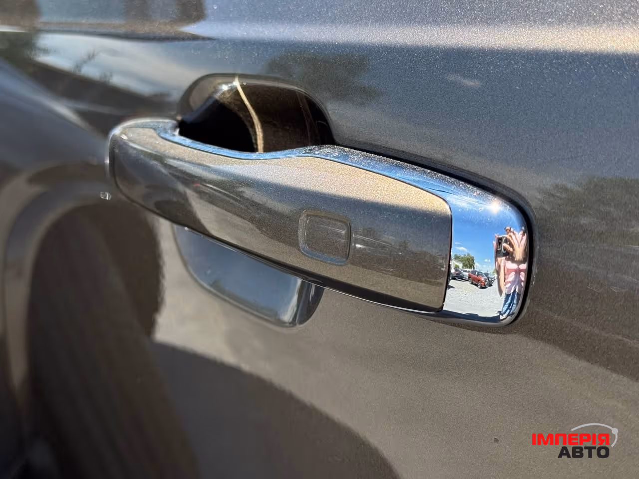 Volvo XC90 - фото 8